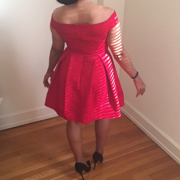 Textured Fire Engine Red Mini Party Dress - Picture 3 of 4